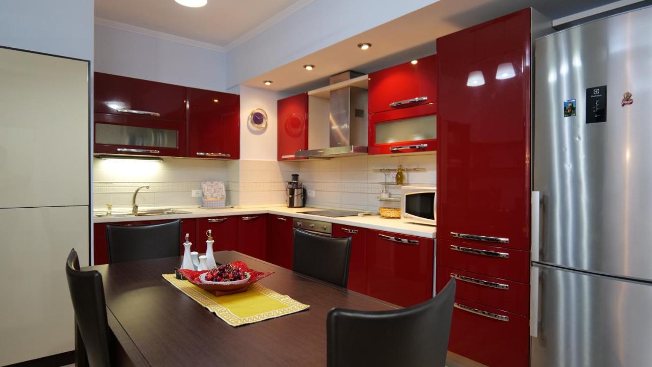 Top Location Kristi Apartments 05 Τίρανα Εξωτερικό φωτογραφία