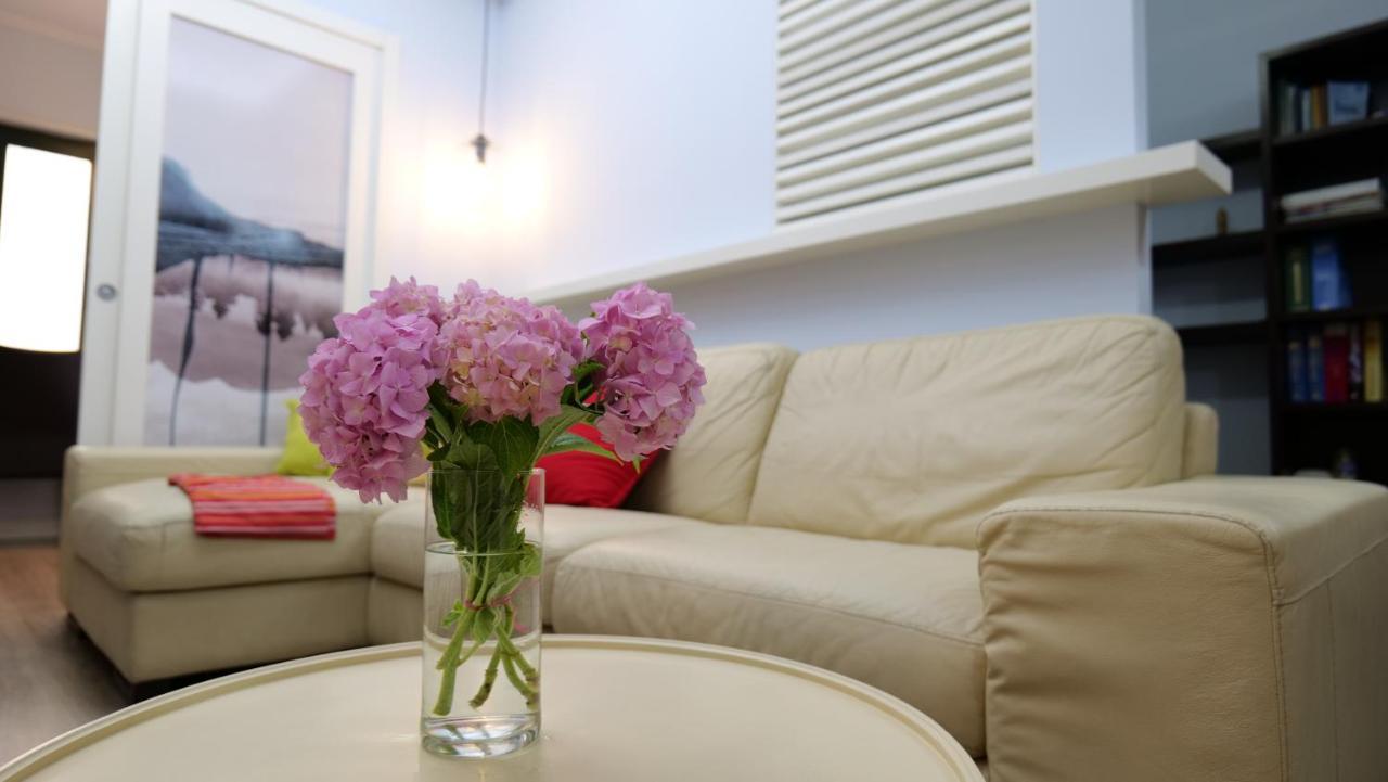 Top Location Kristi Apartments 05 Τίρανα Εξωτερικό φωτογραφία