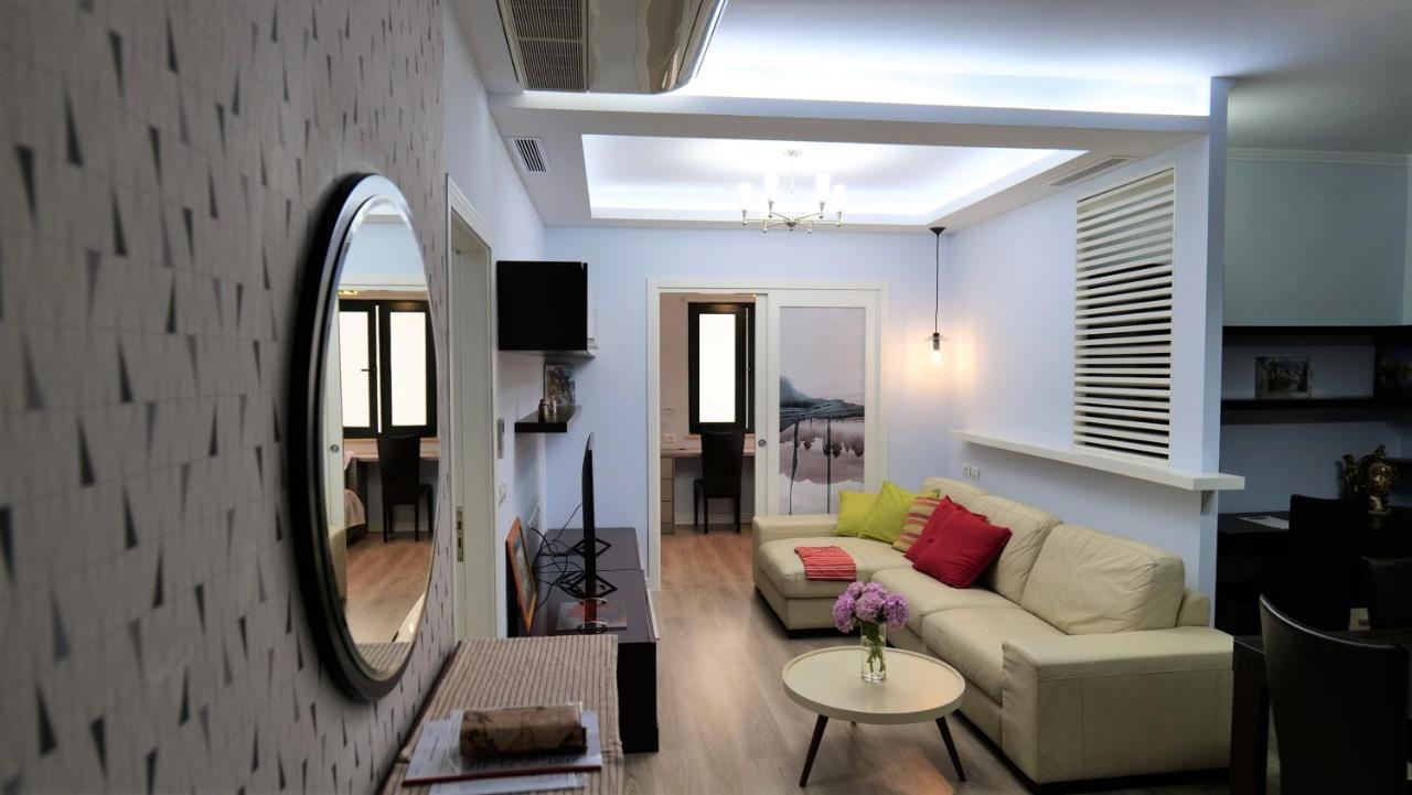 Top Location Kristi Apartments 05 Τίρανα Εξωτερικό φωτογραφία