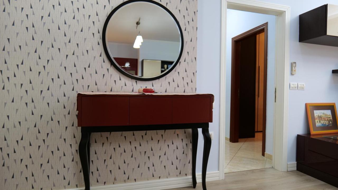 Top Location Kristi Apartments 05 Τίρανα Εξωτερικό φωτογραφία