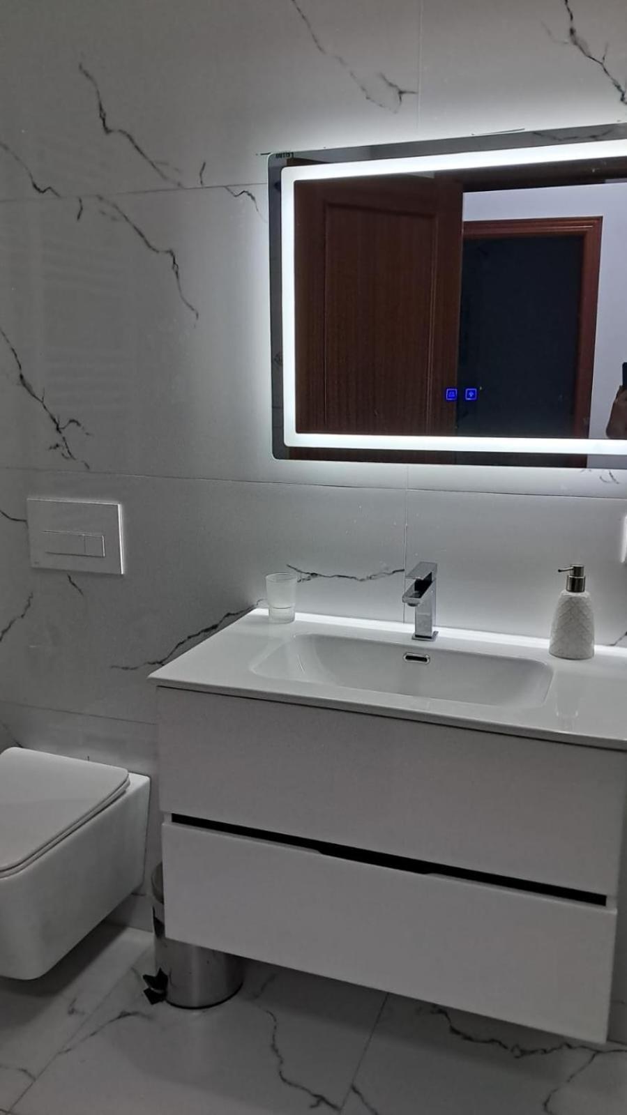 Top Location Kristi Apartments 05 Τίρανα Εξωτερικό φωτογραφία